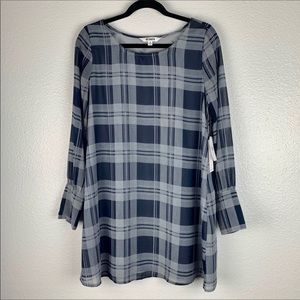 BB Dakota blue plaid long sleeved dress.